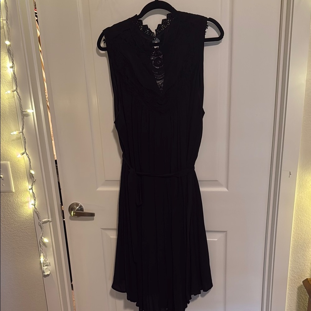 Elegant Black Lace Dress